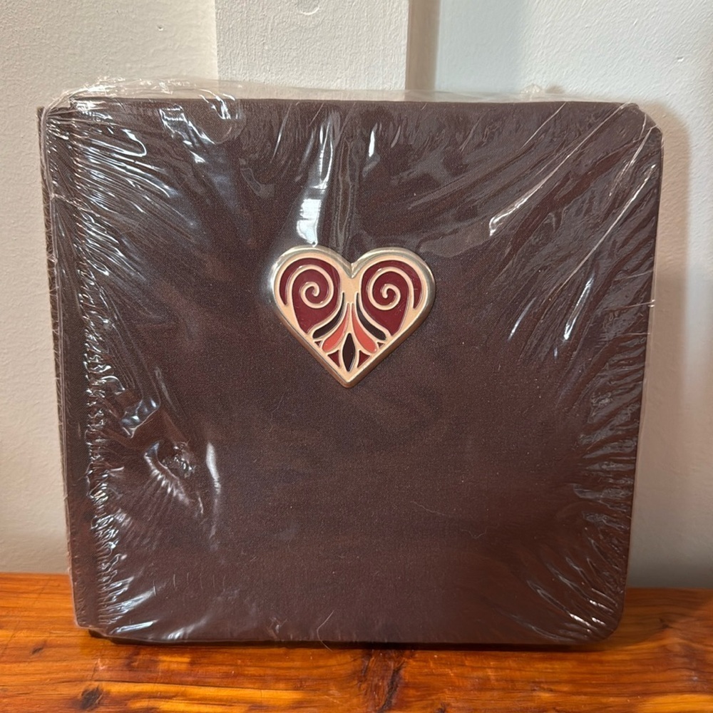 NEW Sealed Creative Memories Cherish Heart Brown Album 7x7